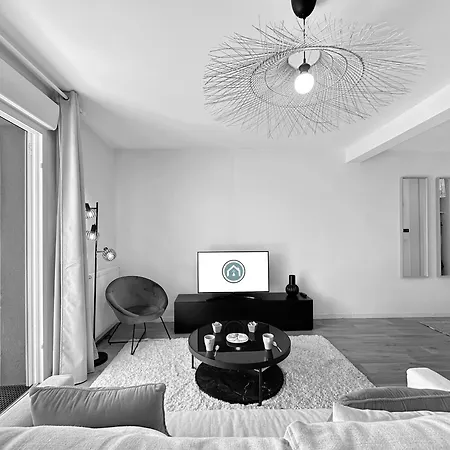 Apartment Beau T2 Recent, Terrasse Parking 4 Pers