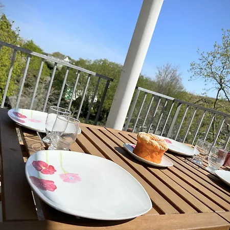 Beau T2 Recent, Terrasse Parking 4 Pers * Brest