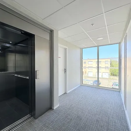 Beau T2 Recent, Terrasse Parking 4 Pers * Brest