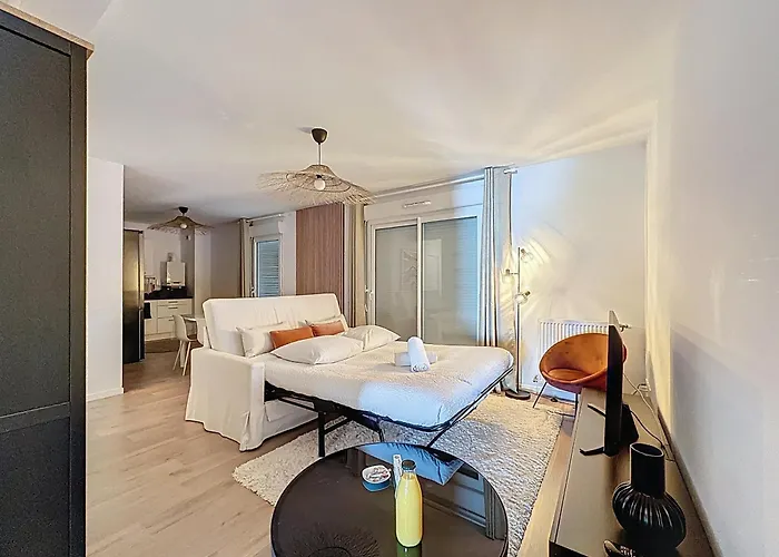 Beau T2 Recent, Terrasse Parking 4 Pers 아파트